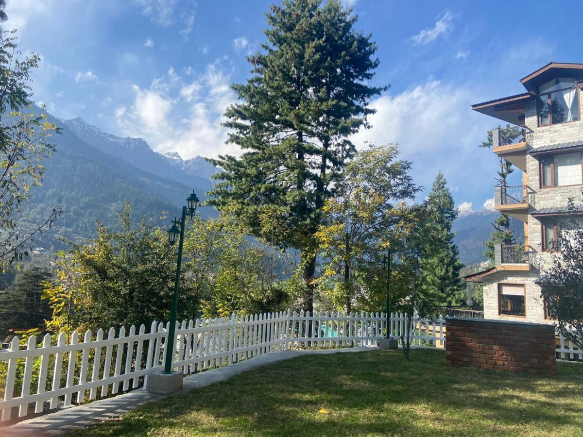 Aloka Resort Manāli Buitenkant foto